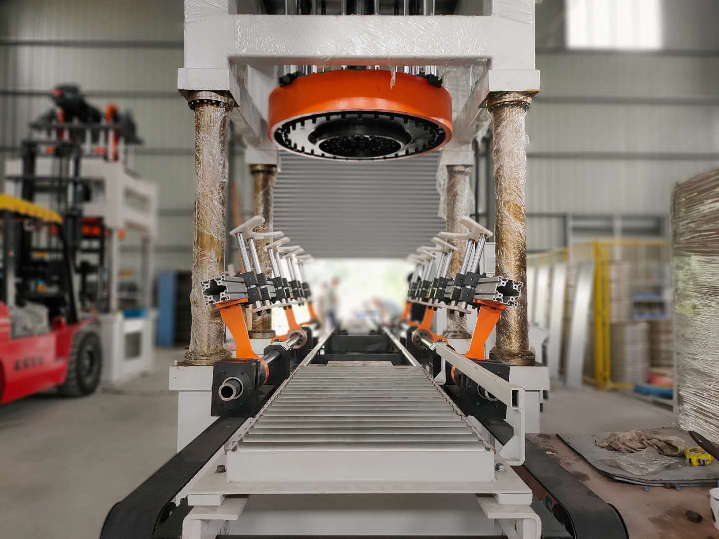 Intelligent switching between V rib and W rib | Demystifying the new generation of vertical expansion machine 